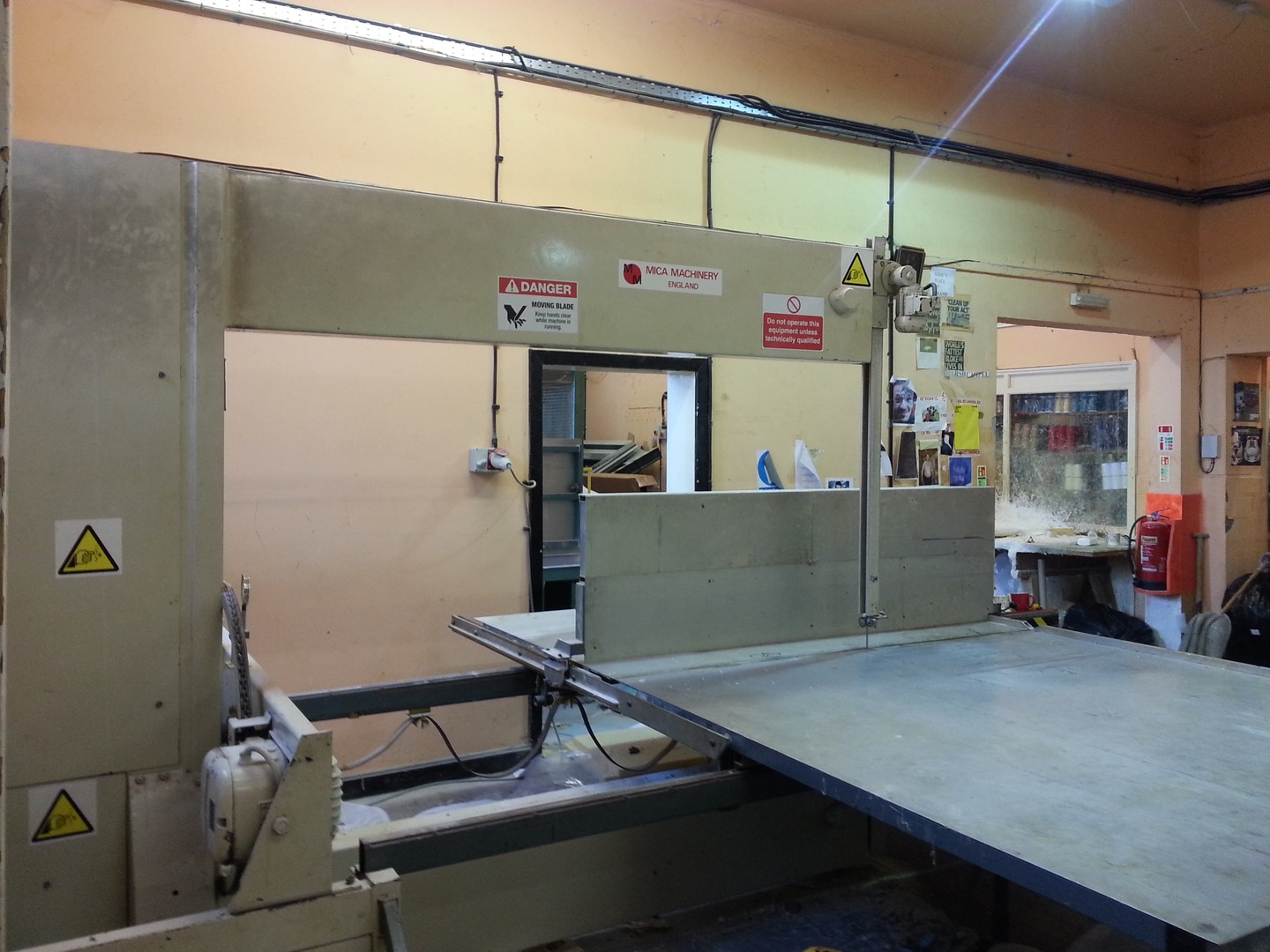 Hyma band knives machine