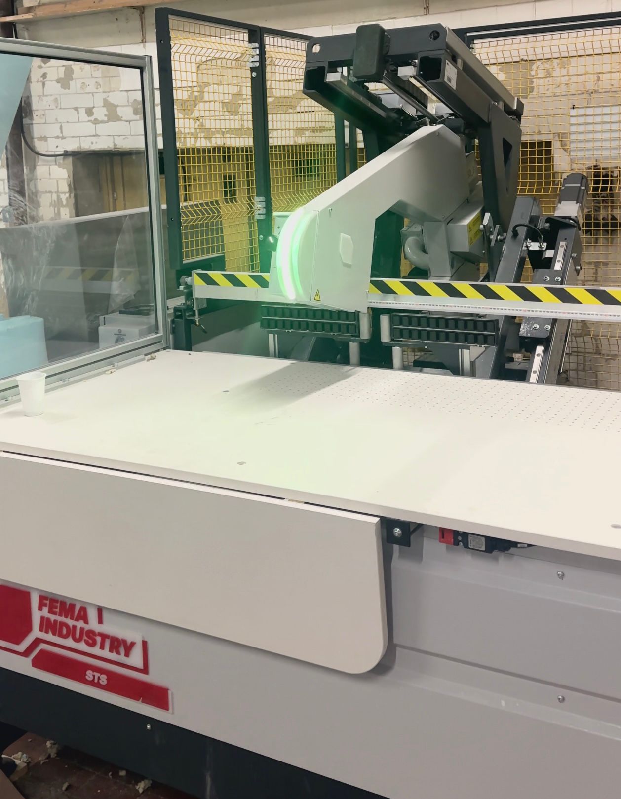 Angle band knife cutting example